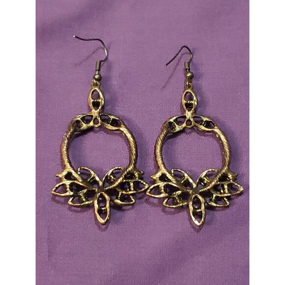 Ornate Bronze Tone Metal And Aurora Borealis Rhinestone Crystal Dangle Earrings - Picture 9 of 9